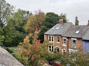 Photo 30- click for photo gallery